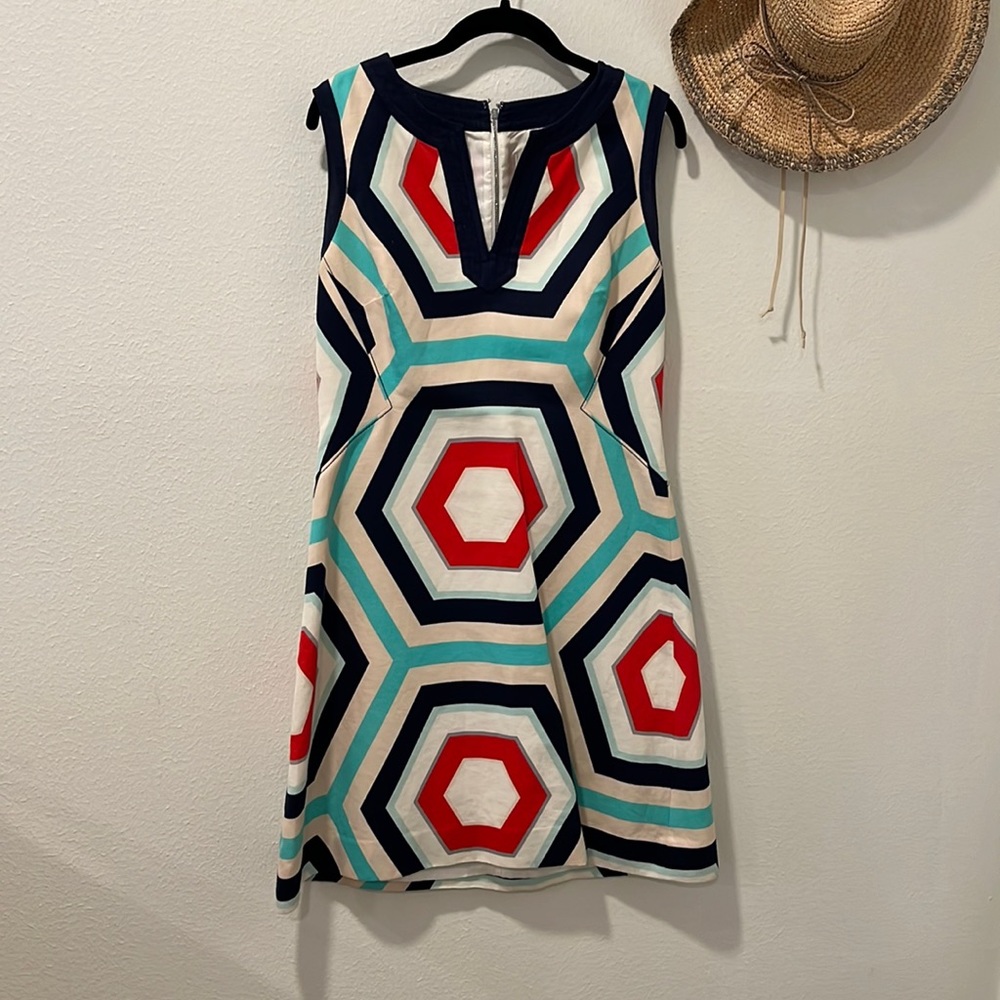 Kate Spade Geometric Hexagon Print Dress in Red, Teal, Navy, White Size 10.